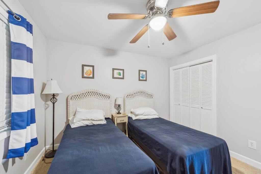 Right Across Beach Pool View Private Balcony By Zen Living Short Term Rental Myrtle Beach Exterior photo